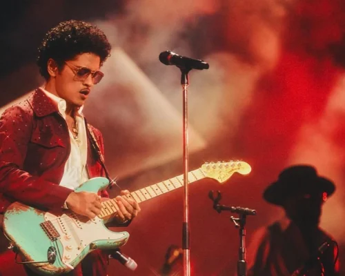 bruno-mars-1600x900
